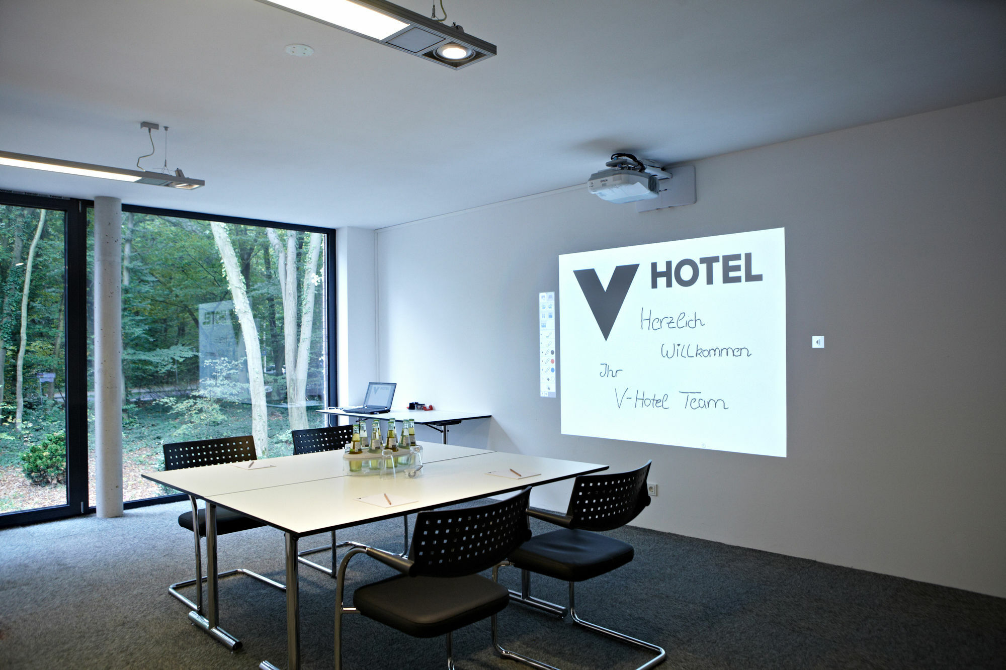 V-Hotel Bonn Extérieur photo